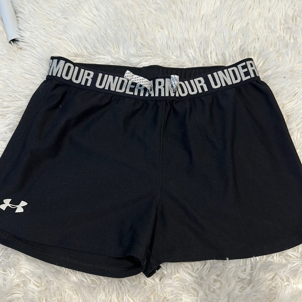 Girls black and white under armour shorts